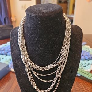 VTG. Monet 6 Strained 13" Necklace Silver Tone